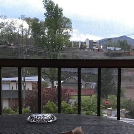Spacious Downtown Condo Walking Distance To Downtown Gatlinburg Sleeps 6 Guests المظهر الخارجي الصورة