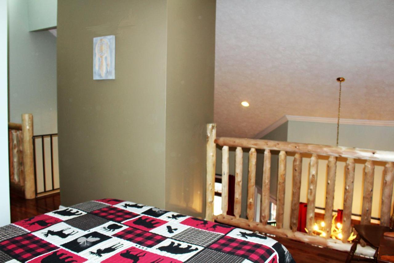 Spacious Downtown Condo Walking Distance To Downtown Gatlinburg Sleeps 6 Guests المظهر الخارجي الصورة